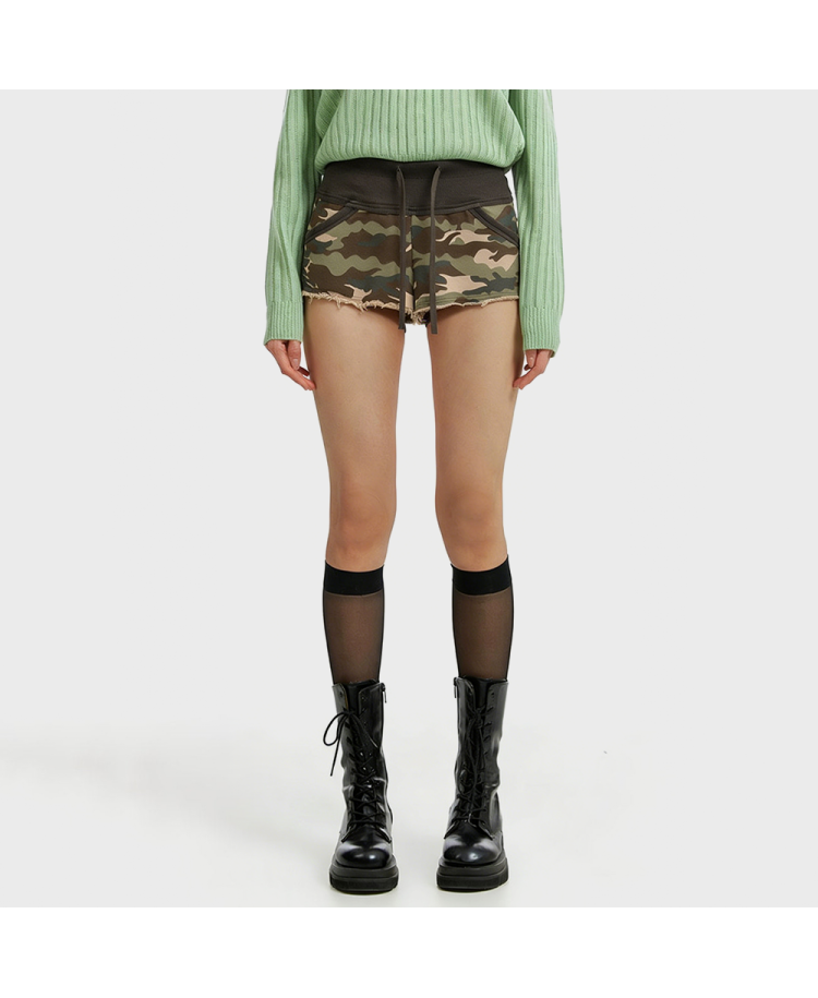 Fashion Camouflage Washed Raw Hem Casual Shorts