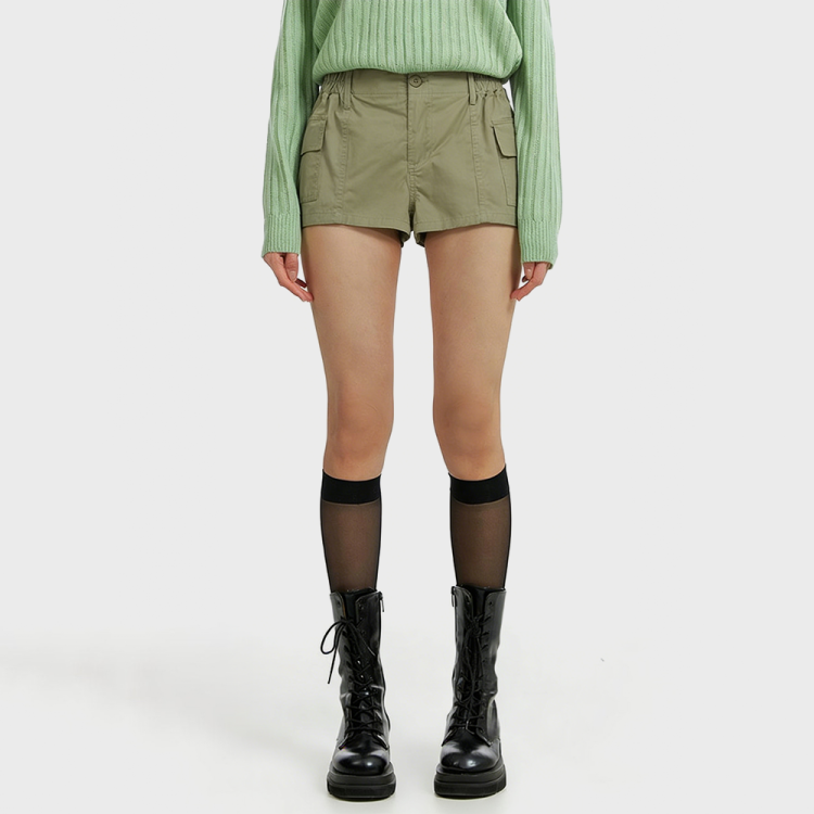 Sweet and Edgy Low-Rise Elastic Cargo Shorts