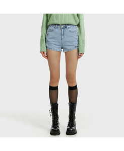 A-line Crossover Lace-up Denim Shorts